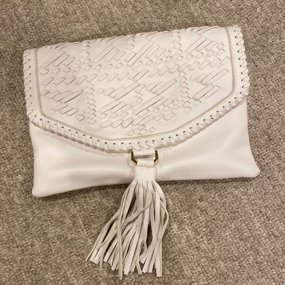 White tasseled crossbody bag